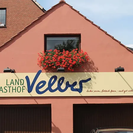 Smart By Landgasthof Velber 24h7d Szálloda 3*