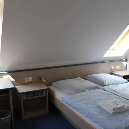 Smart By Landgasthof Velber 24h7d Szálloda 3*
