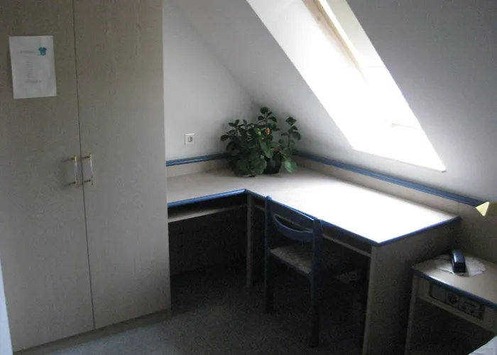 Отель Smart By Landgasthof Velber 24h7d 3*