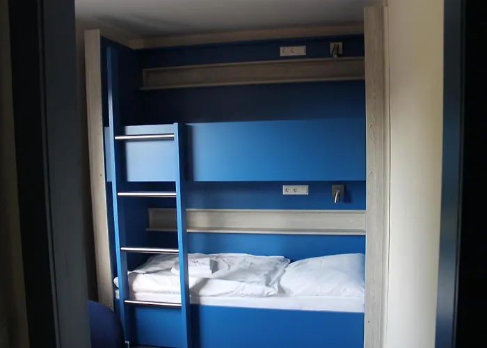 Отель Smart By Landgasthof Velber 24h7d 3*
