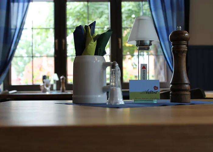 Smart By Landgasthof Velber 24h7d 3*
