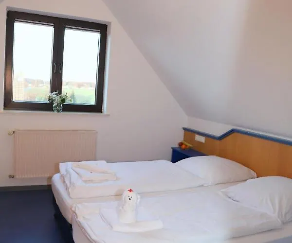 Отель Smart By Landgasthof Velber 24h7d 3*