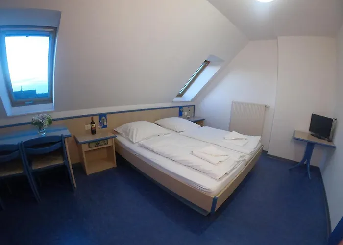 Smart By Landgasthof Velber 24h7d Отель Зельце