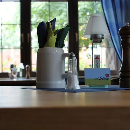 Smart By Landgasthof Velber 24h7d 3*